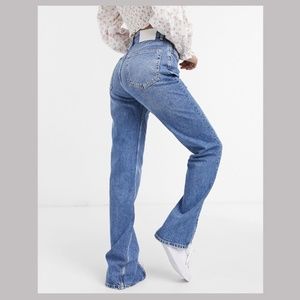 Pull&Bear Tall 90s straight leg jeans with slit hem in blue